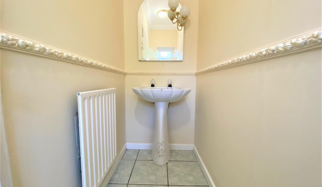 Cloakroom wc