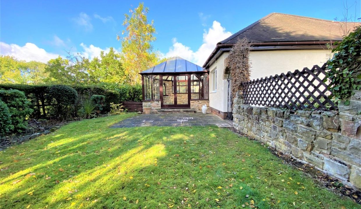 Enclosed garden