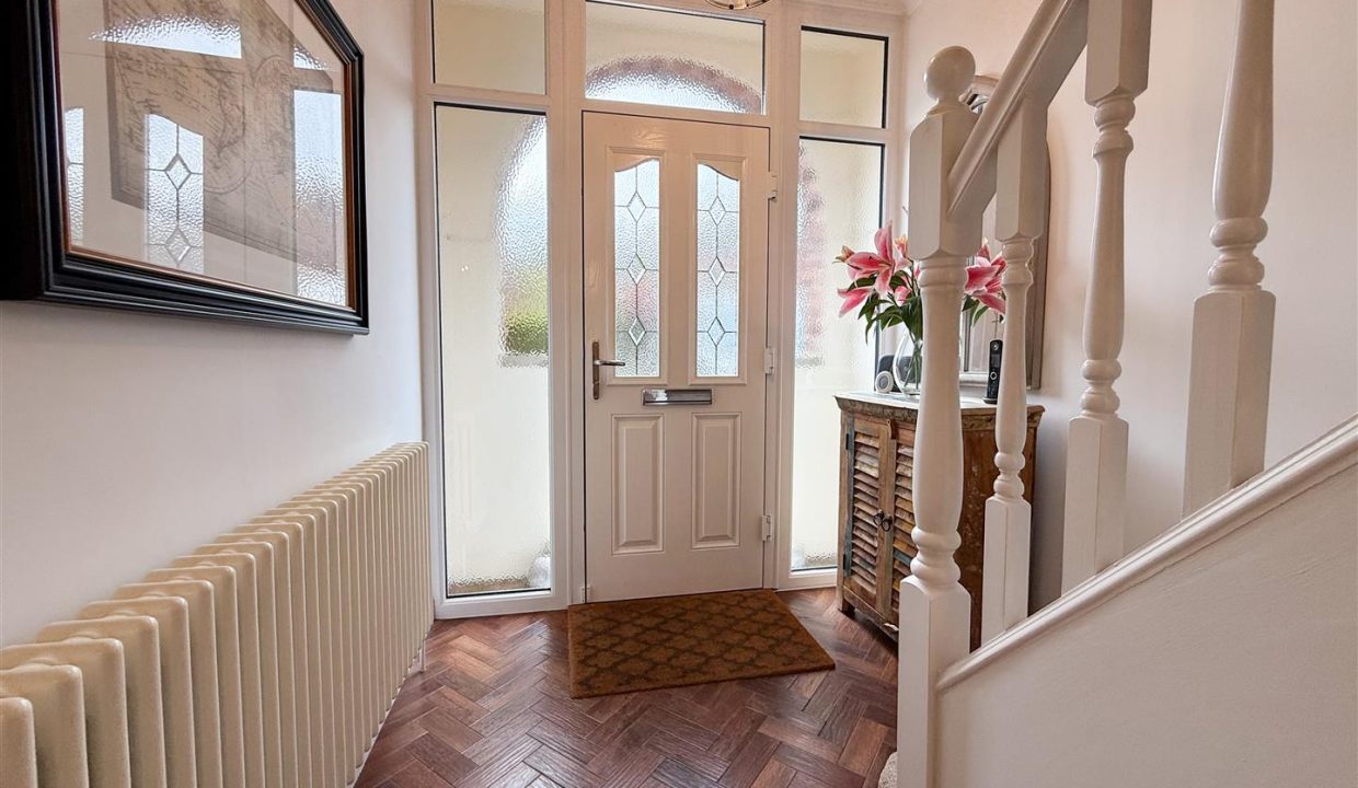 ENTRANCE HALLWAY