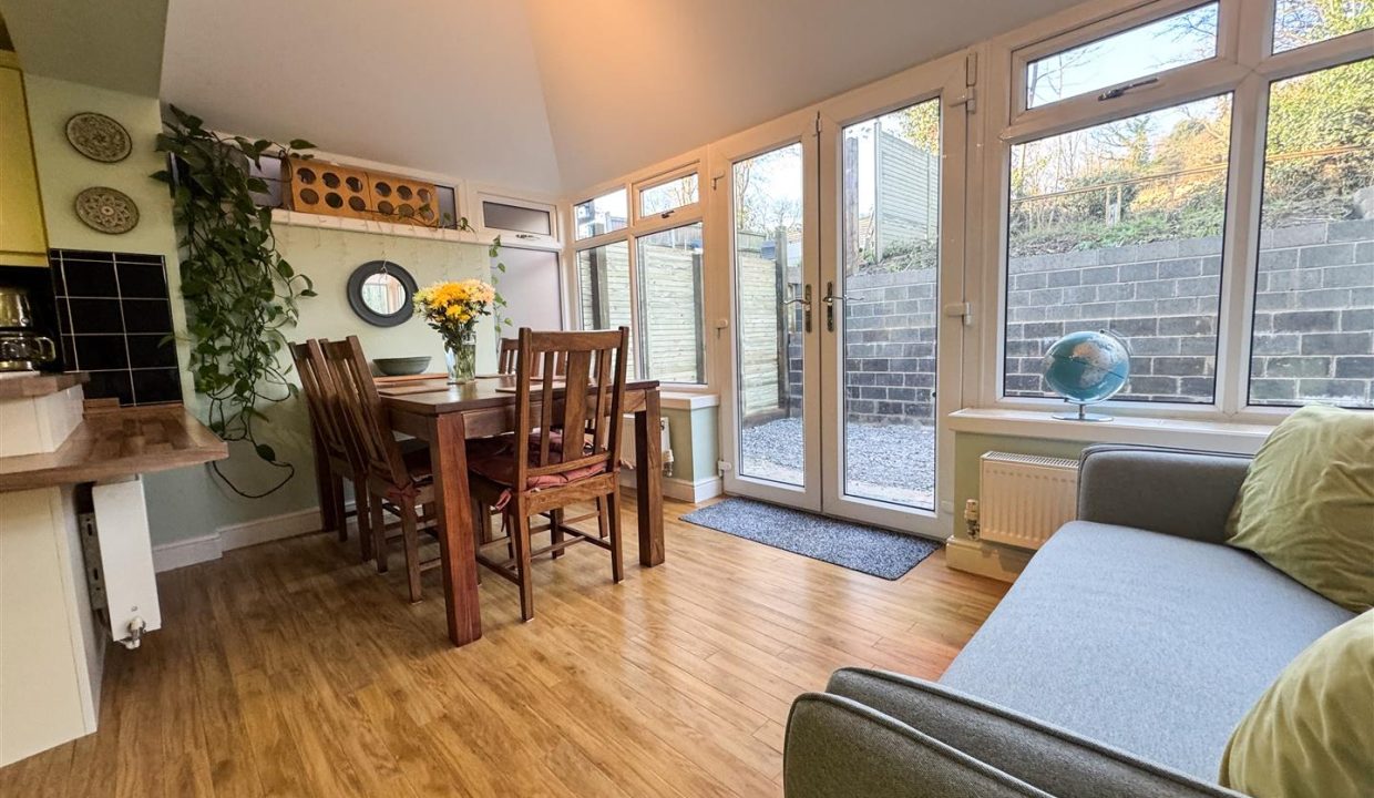 EXTENDED KITCHEN FAMILY ROOM