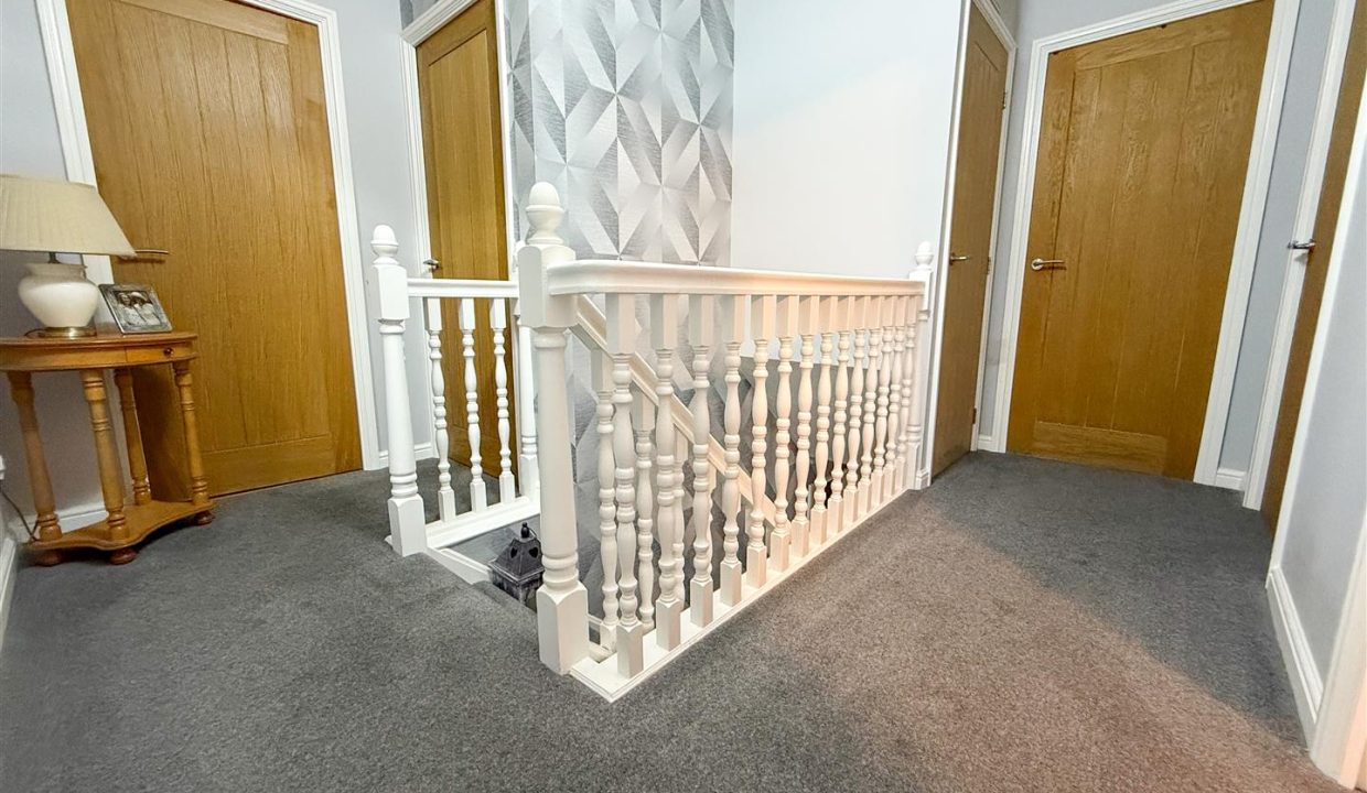 FIRST FLOOR LANDING AND STAIRS