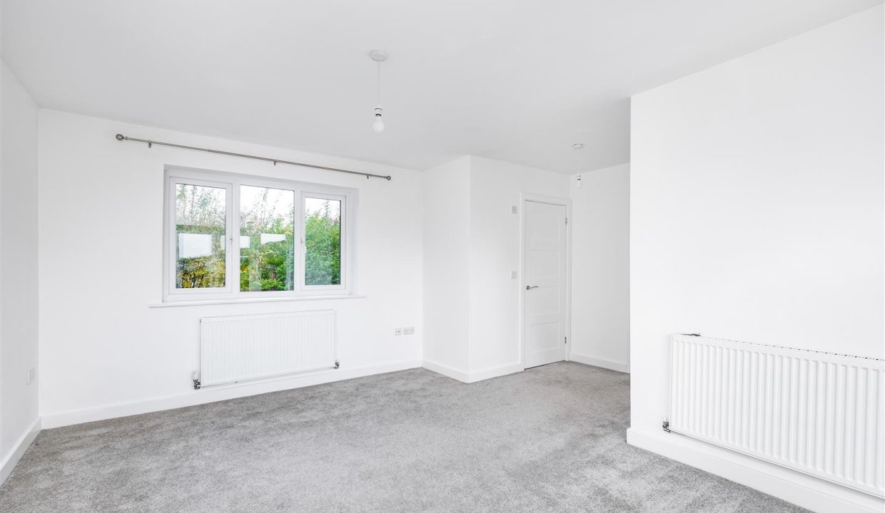 GROUND FLOOR BEDROOM