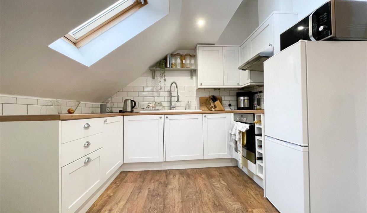 LOUNGE KITCHEN DINER