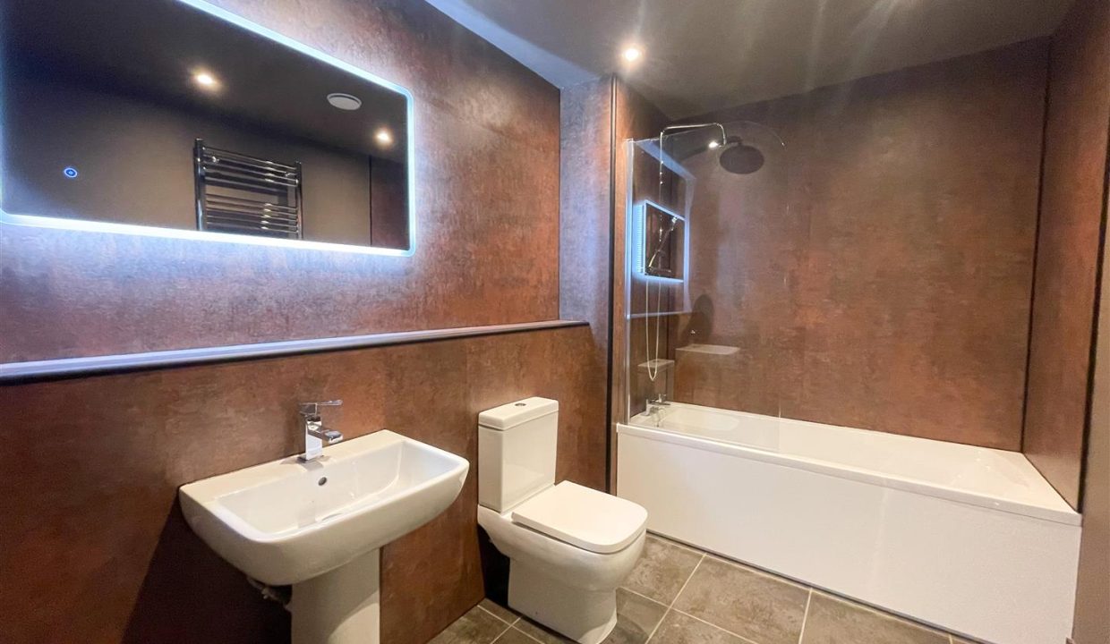 LUXURY BATHROOMS