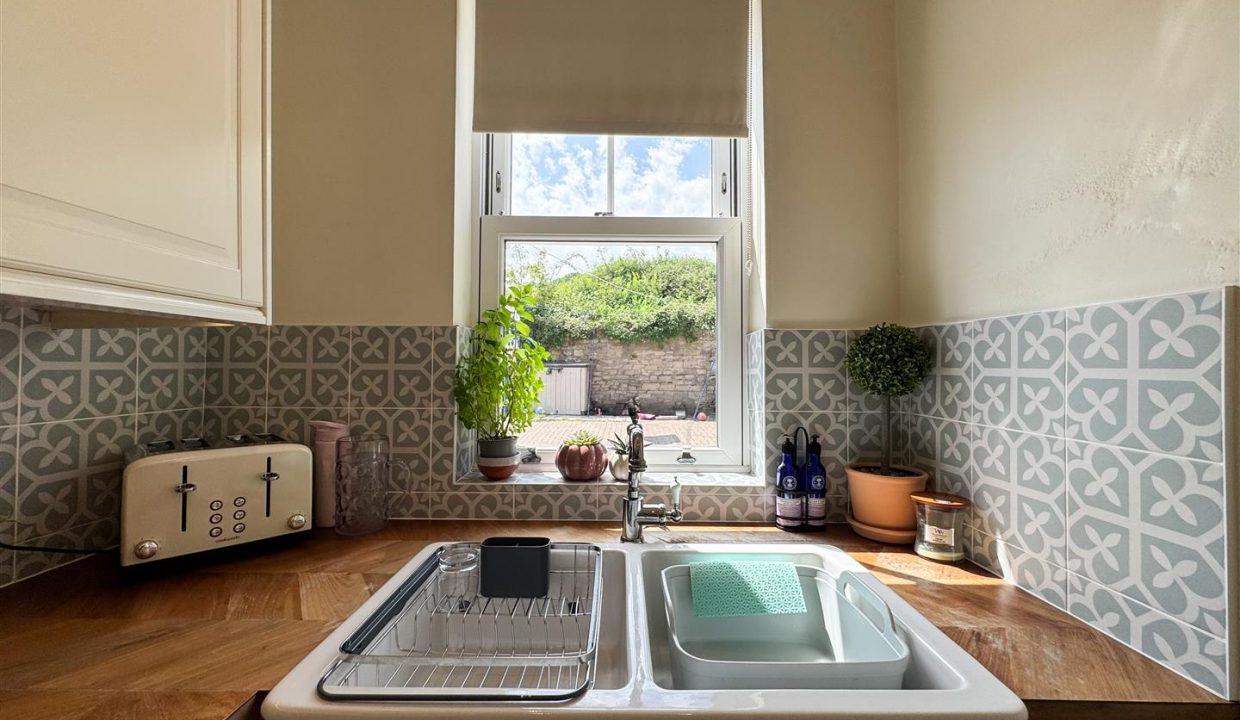 OPEN PLAN KITCHEN DINING ROOM