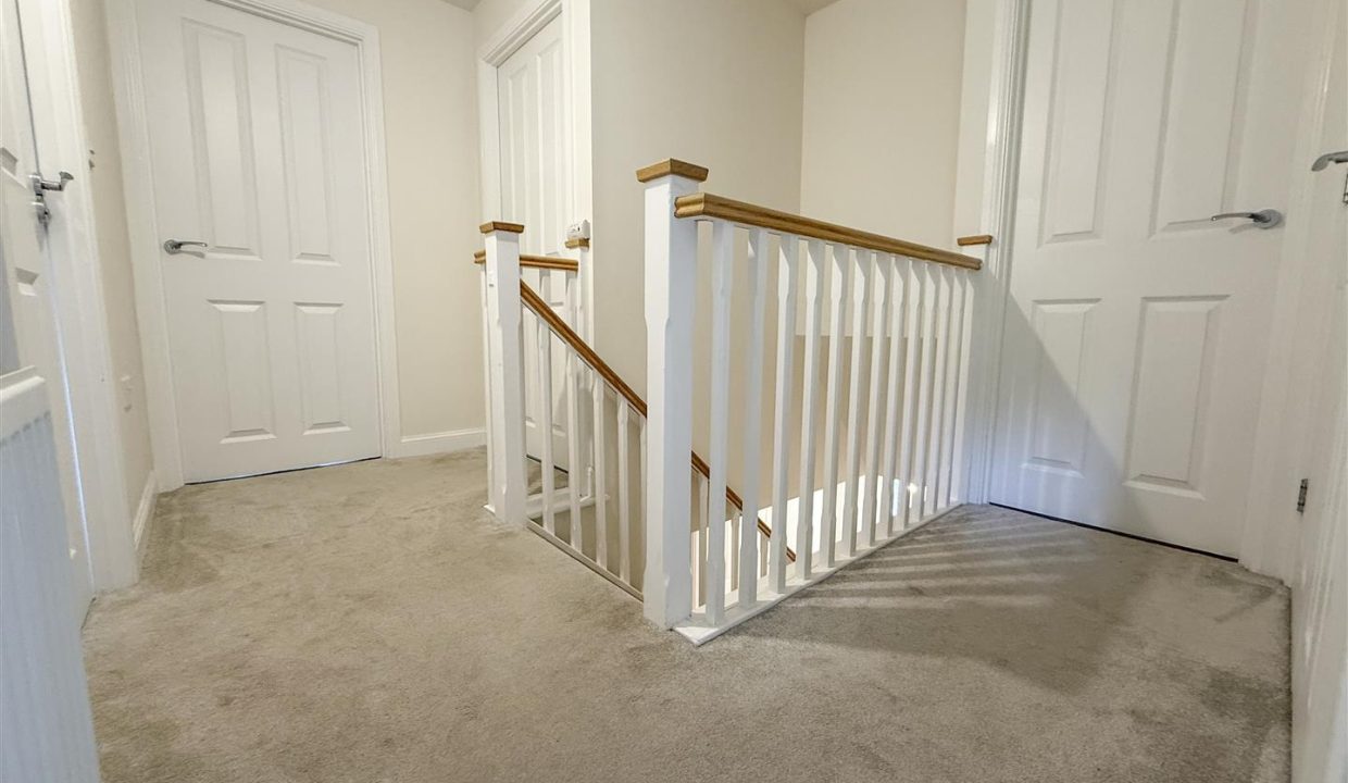 FIRST FLOOR LANDING AND STAIRS