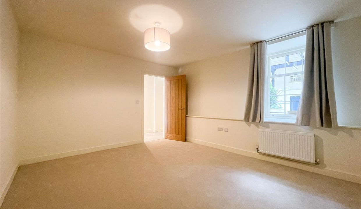 GROUND FLOOR DOUBLE BEDROOM ONE, TWO, THREE