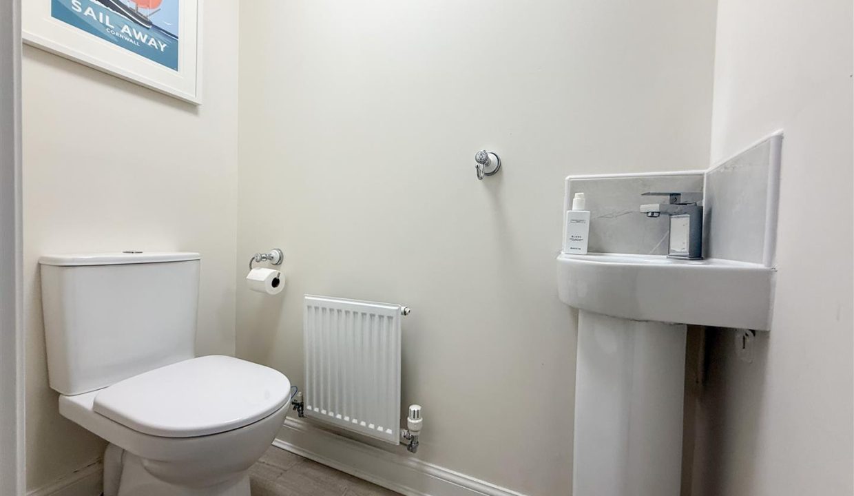 DOWNSTAIRS WC