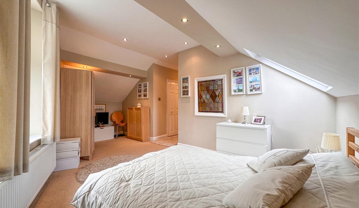 ATTIC SUITE