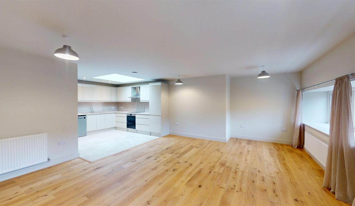 OPEN PLAN LIVING SPACE