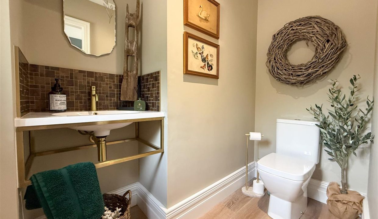 DOWNSTAIRS WC