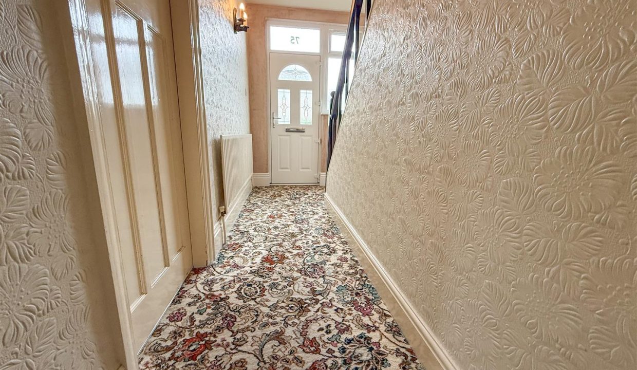ENTRANCE HALLWAY
