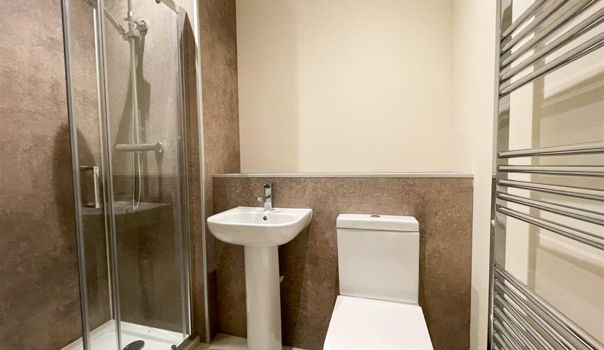 EN-SUITE ONE