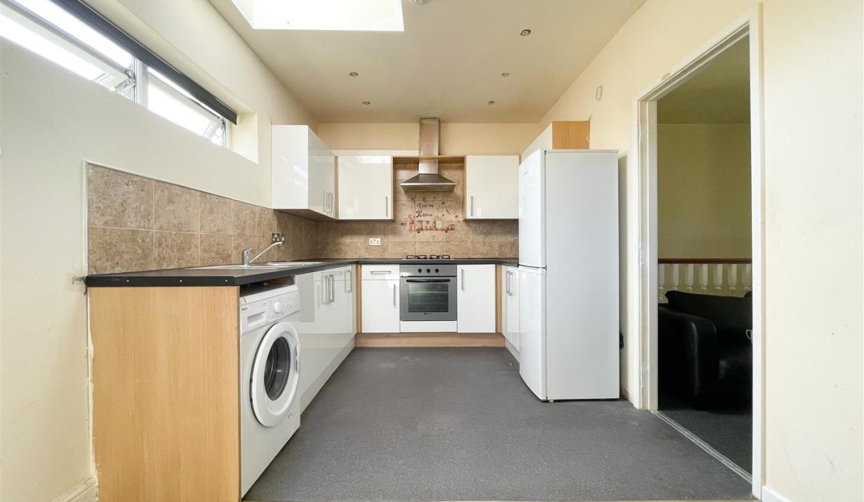 KITCHEN/ DINER