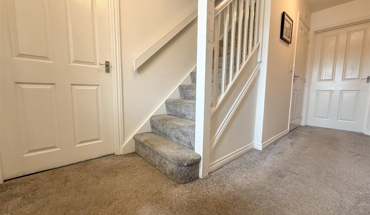 ENTRANCE HALLWAY