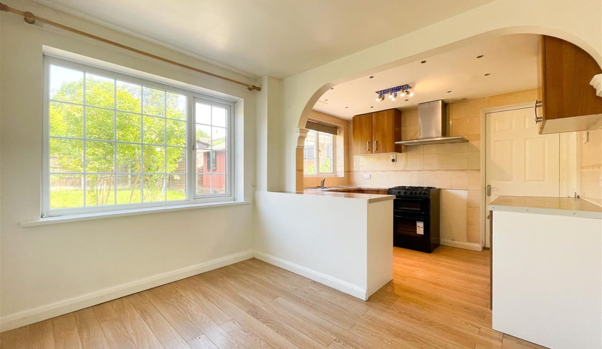 KITCHEN/ DINER