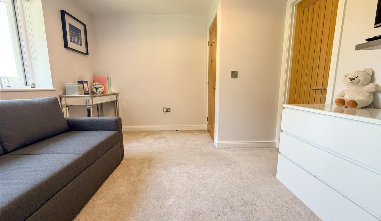 BEDROOM SIX