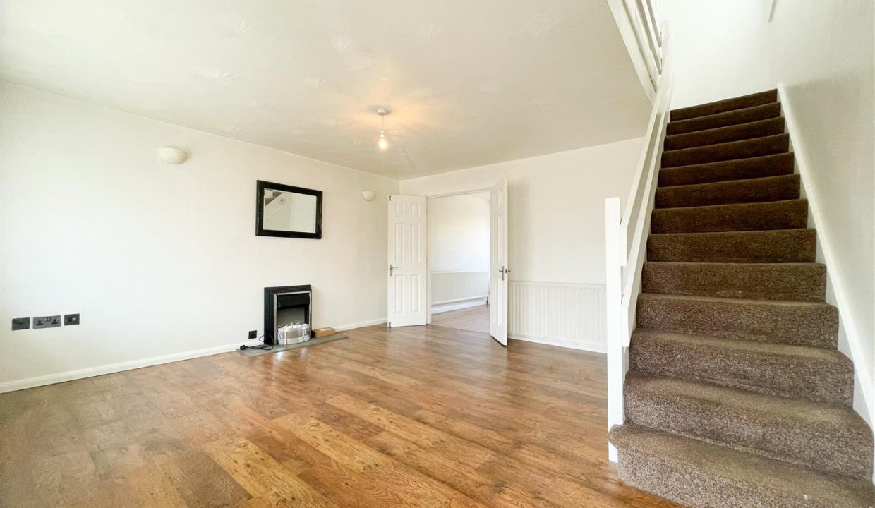 LARGE LOUNGE