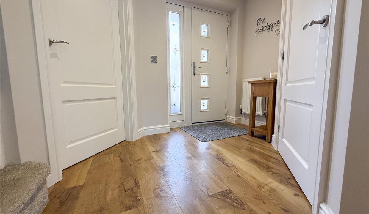 ENTRANCE HALLWAY