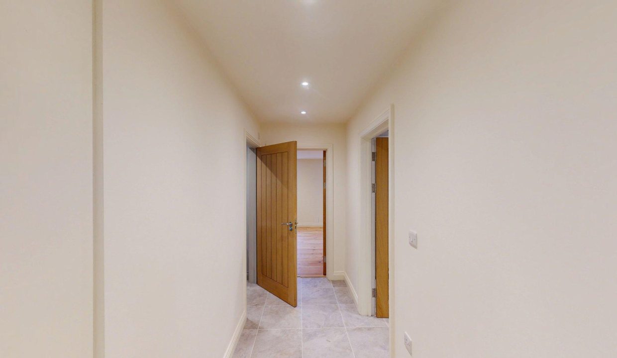 APARTMENT ENTRANCES