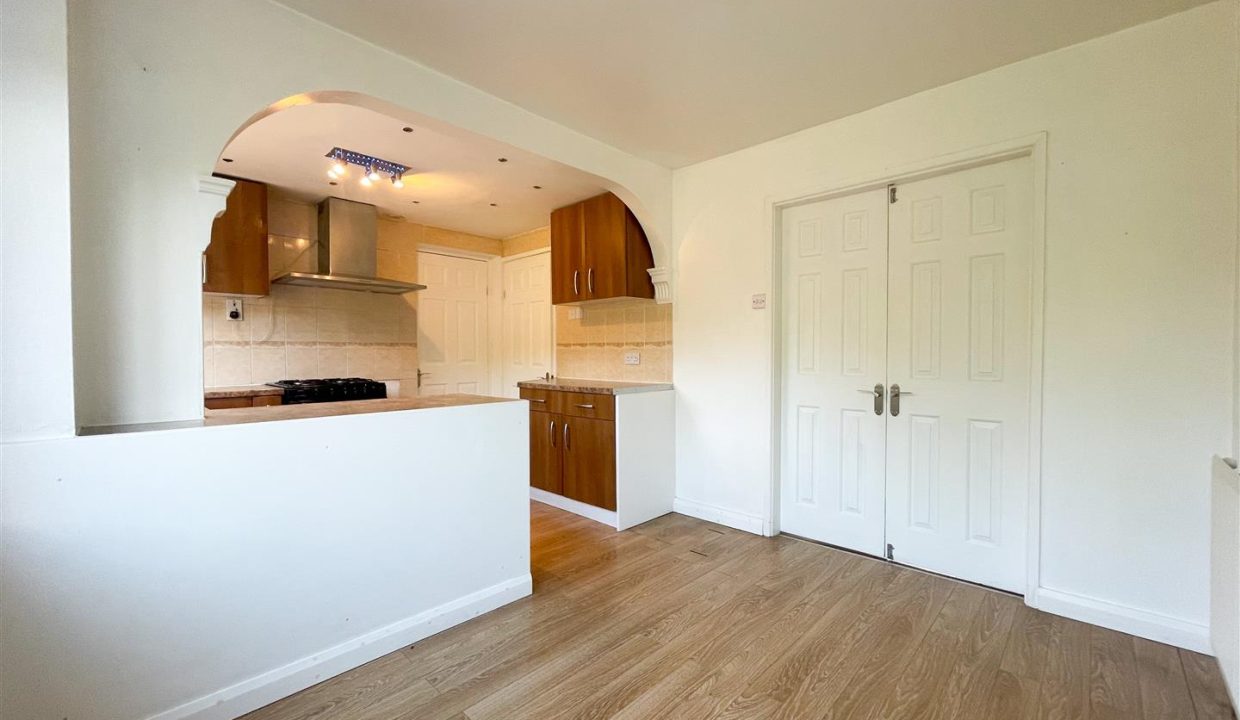 KITCHEN/ DINER