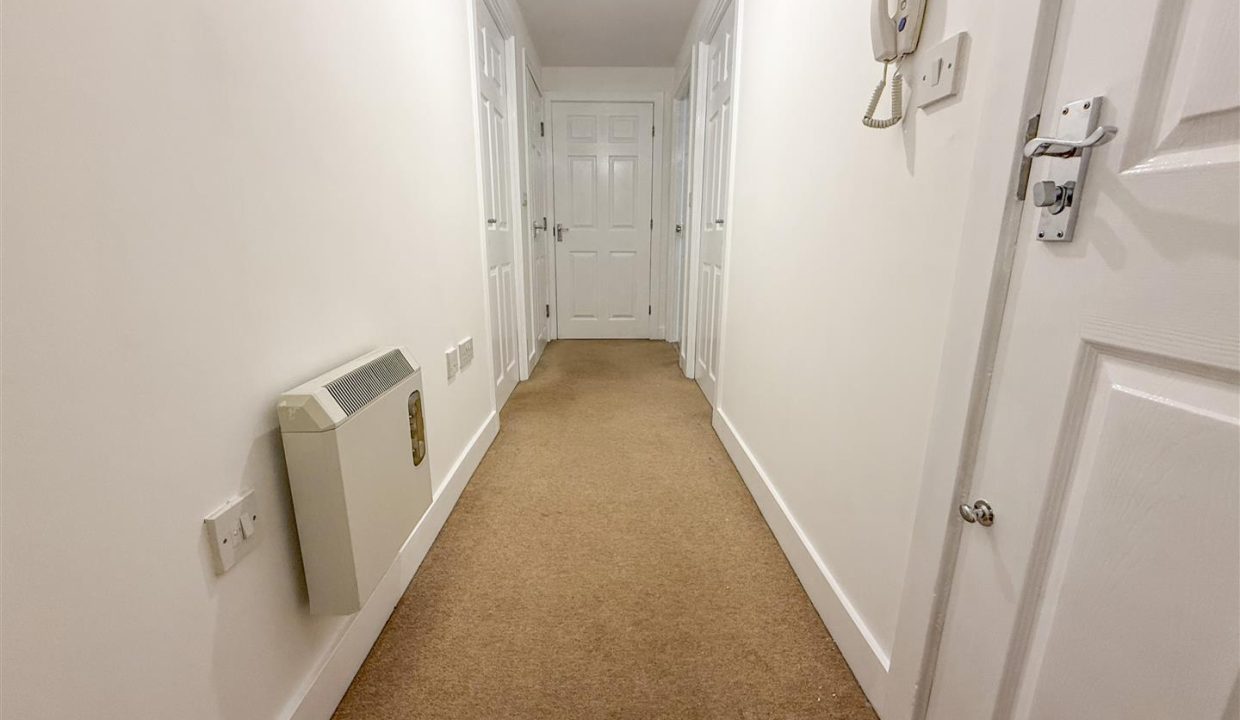 ENTRANCE HALLWAY