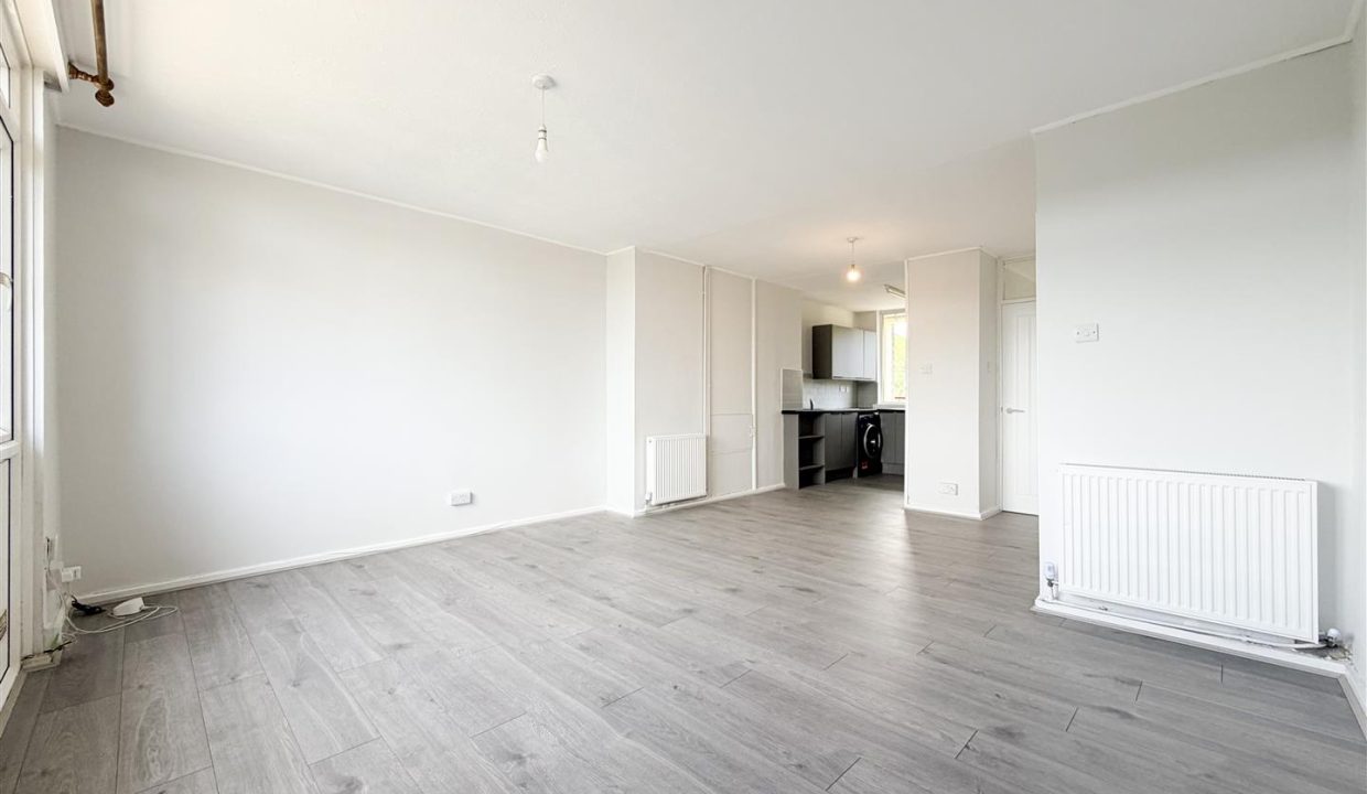 OPEN PLAN LIVING, DINING KITCHEN