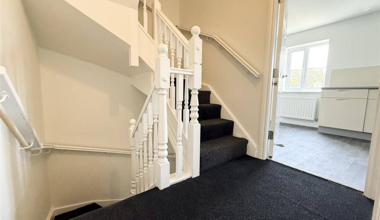 STAIRS TO FIRST FLOOR LANDING
