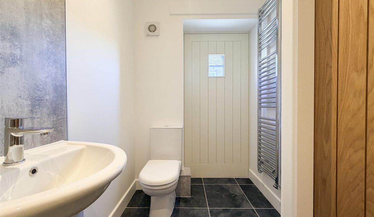 EN-SUITE ONE