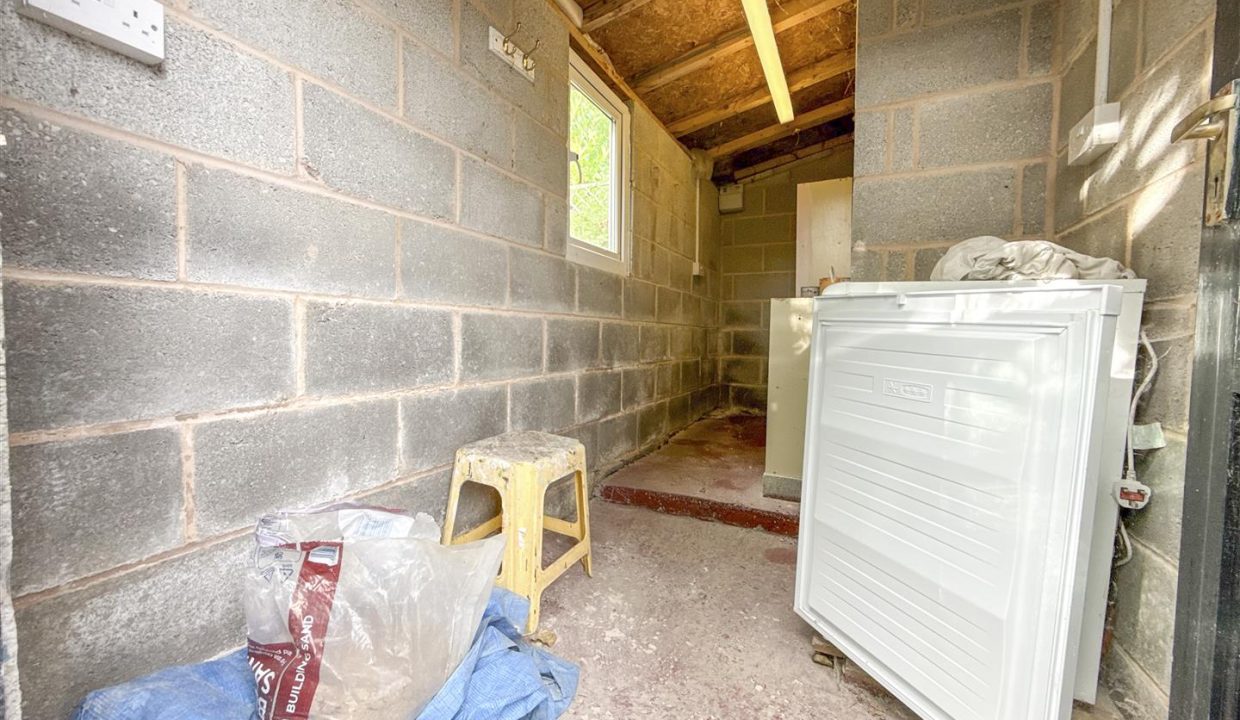 STORAGE SHED
